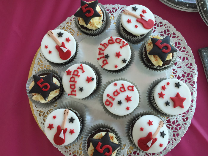 cupcake.POPSTAR